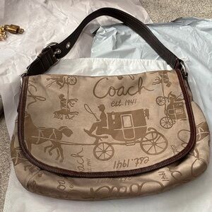 Vintage  NO Call outs!! Coach Ashley Horse and carriage flap shoulder BAG.